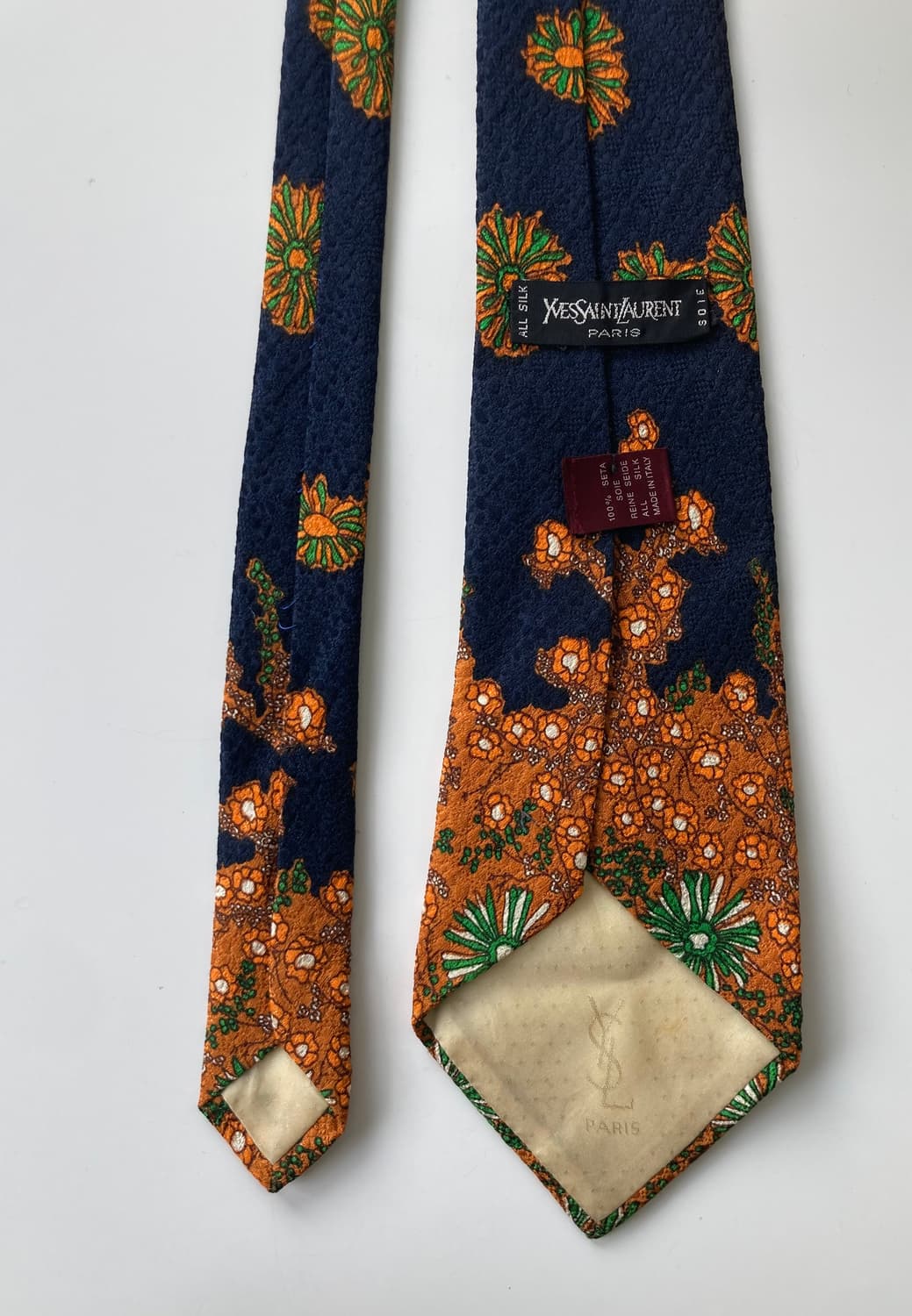 입생로랑 넥타이 상품이미지2