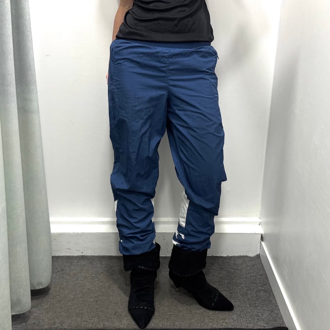 아디다스 블루 백 포인트 트레이닝 팬츠 상품이미지2