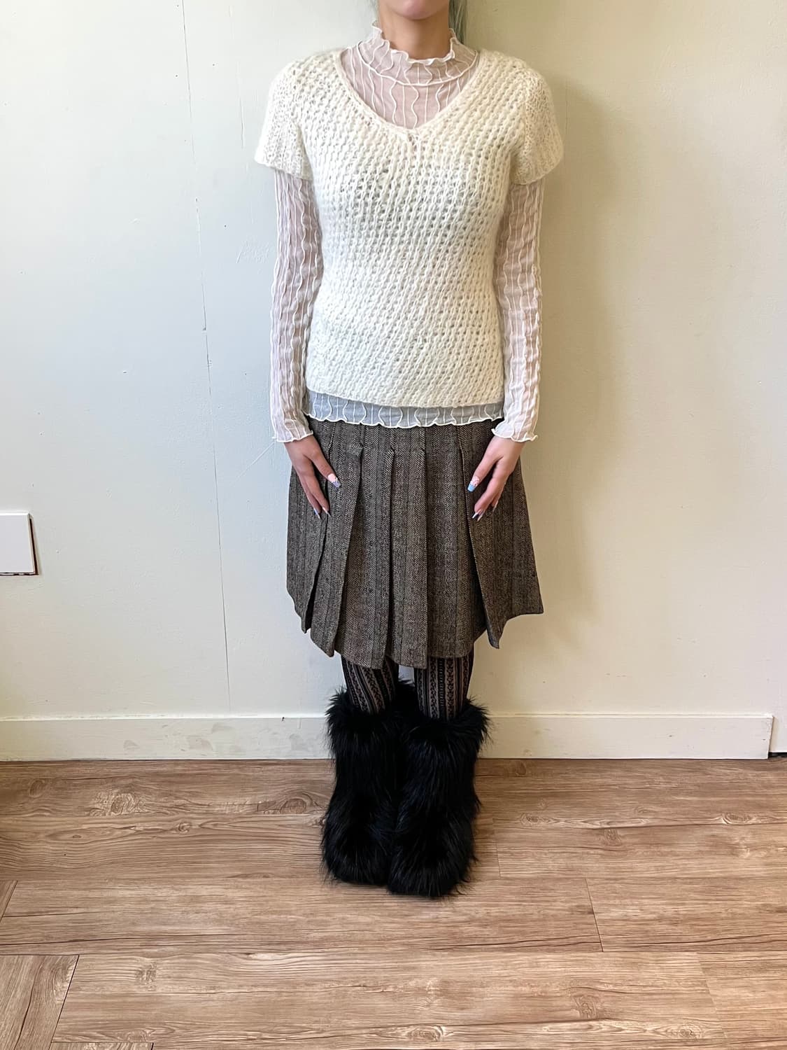 lNED 모헤어 크림 스웨터 상품이미지8