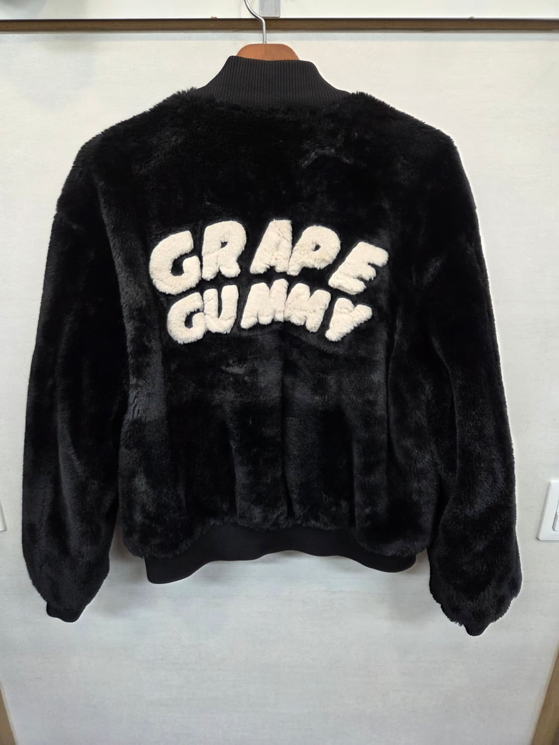 어피스 오브 케이크 빅로고 퍼 리버시블 항공자켓 L xl 상품이미지4