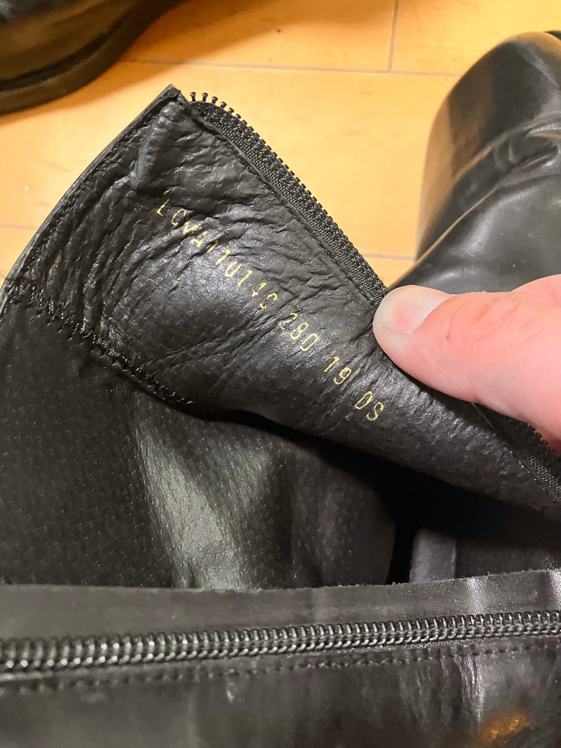 Whoop de doo 훕데두 스퀘어 메탈 힐 집업 부츠 (275) 상품이미지9