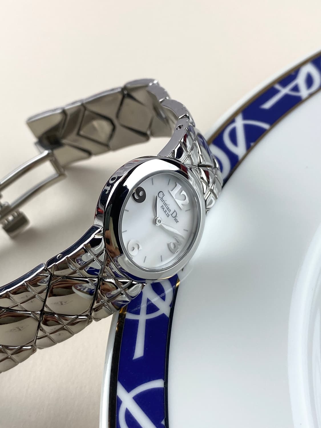 DIOR round shell dial watch  상품이미지6