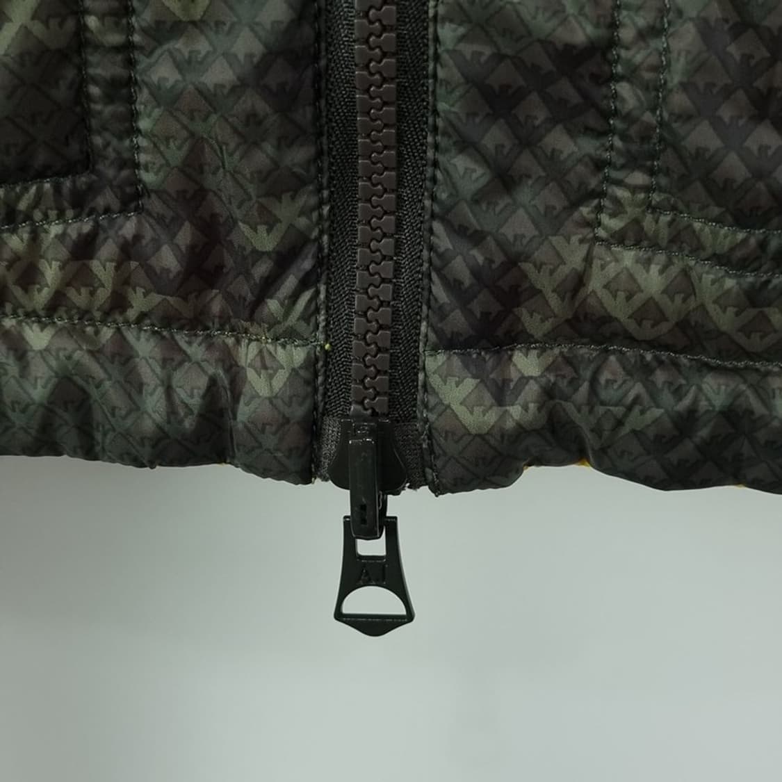 [아르마니 ]리버시블 양면 카모 패턴 후드 경량 패딩 자켓 P01305 상품이미지6