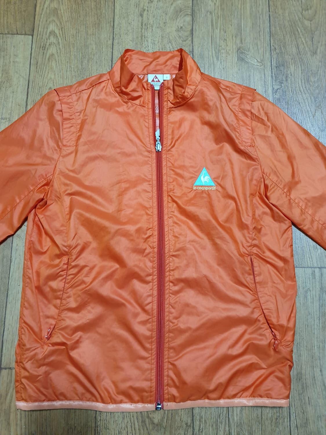 1129 르꼬끄 바람막이 90 사이즈입니다 상품이미지1