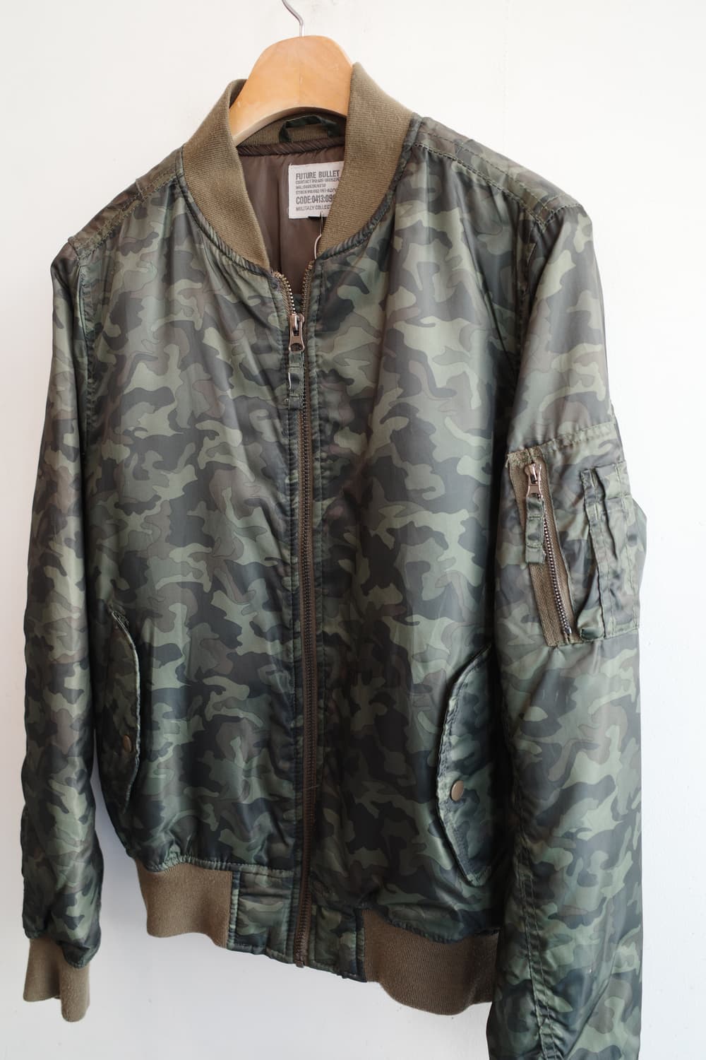 FUTURE BULLET 카모플라쥬 MA-1 점퍼 상품이미지2