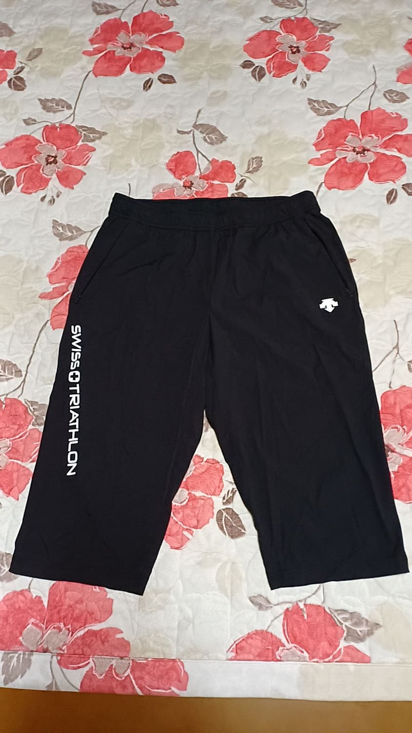 데상트 냉감기능성 7부얇은런닝반바지 33인치 기장69 상품이미지1