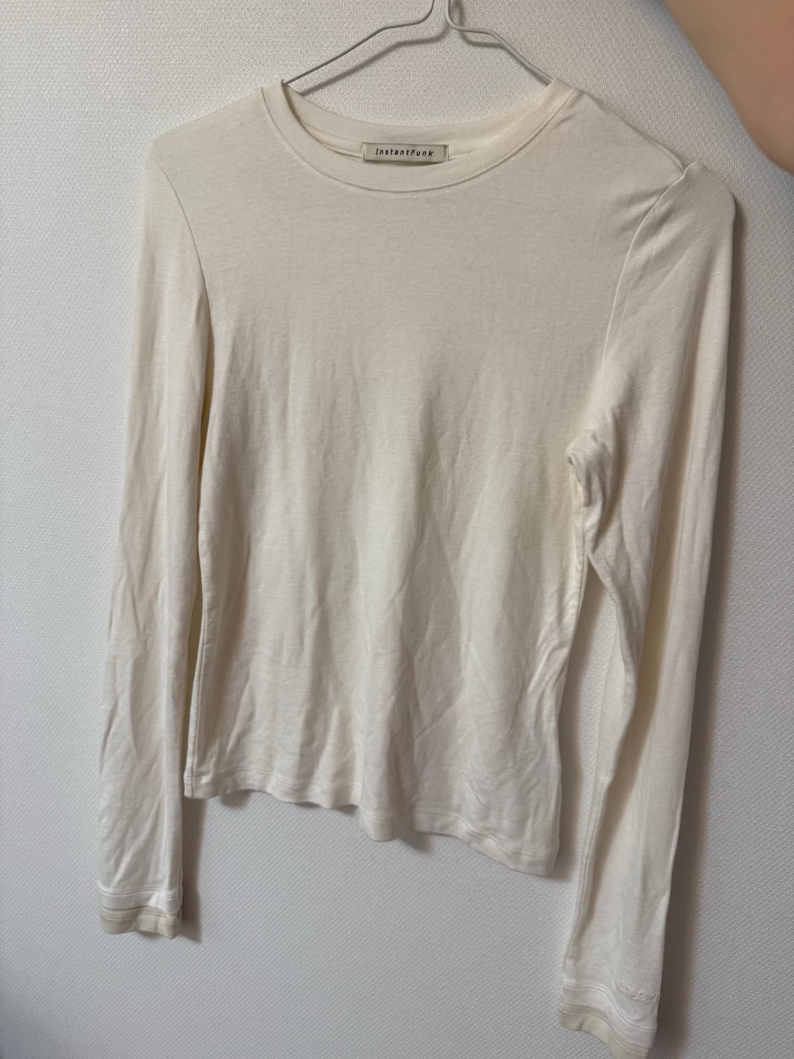 인스턴트펑크 기본 긴팔티 상품이미지1