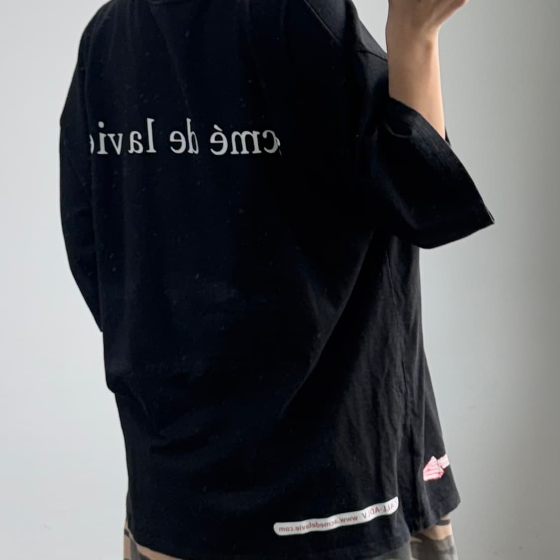 Acme de la vie 아크메드라비 프린팅 블랙 반팔   상품이미지2