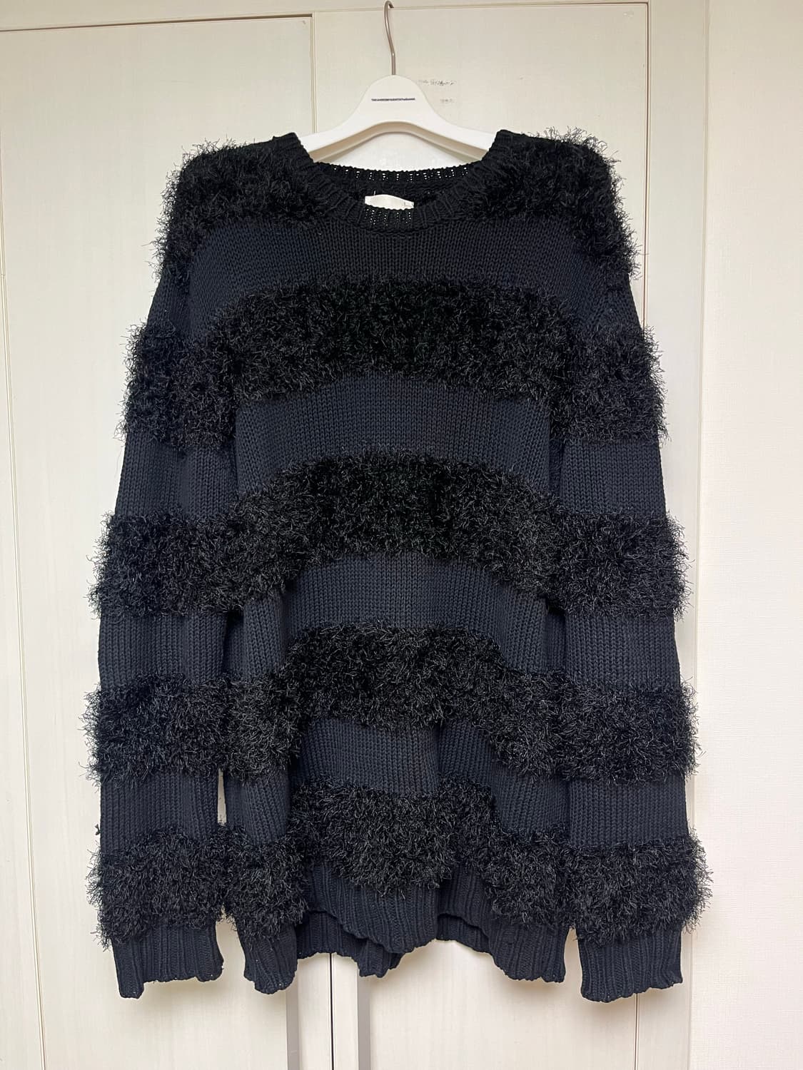 솔로이스트 보더 니트 상품이미지1