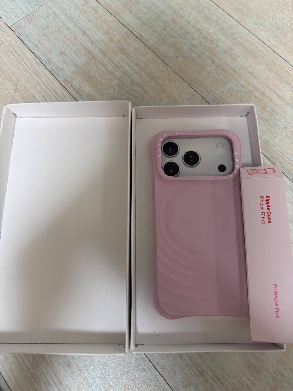 아이폰17프로 리플케이스 새상품 판매합니다 상품이미지1
