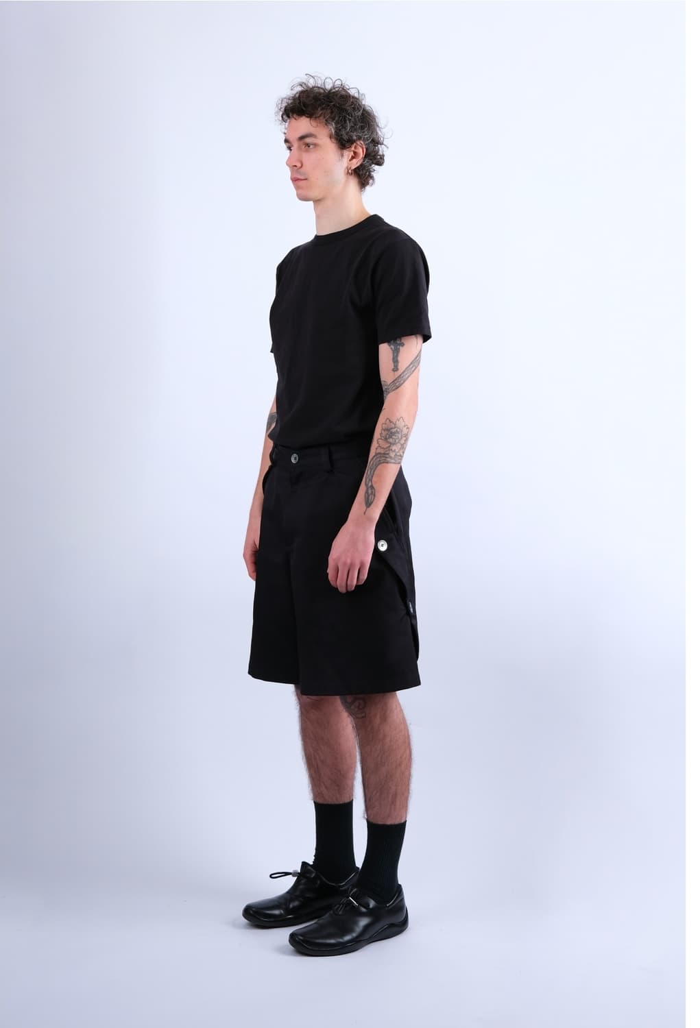 큐레이티드 퍼레이드 WHALE SHORTS BLACK 46 상품이미지1