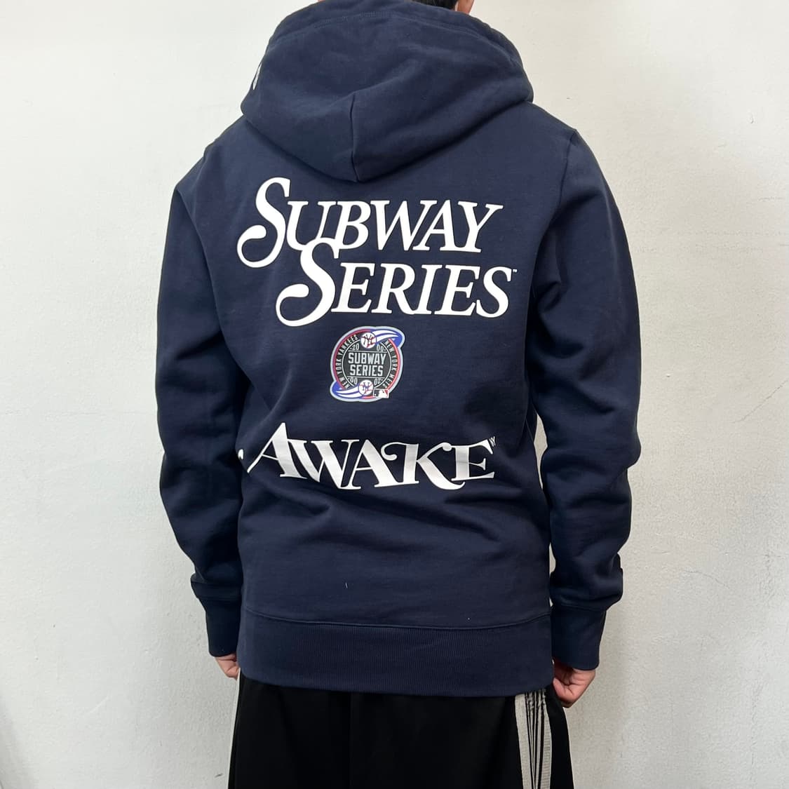 어웨이크 x 뉴에라 양키스 로고 스웻 후디 상품이미지4