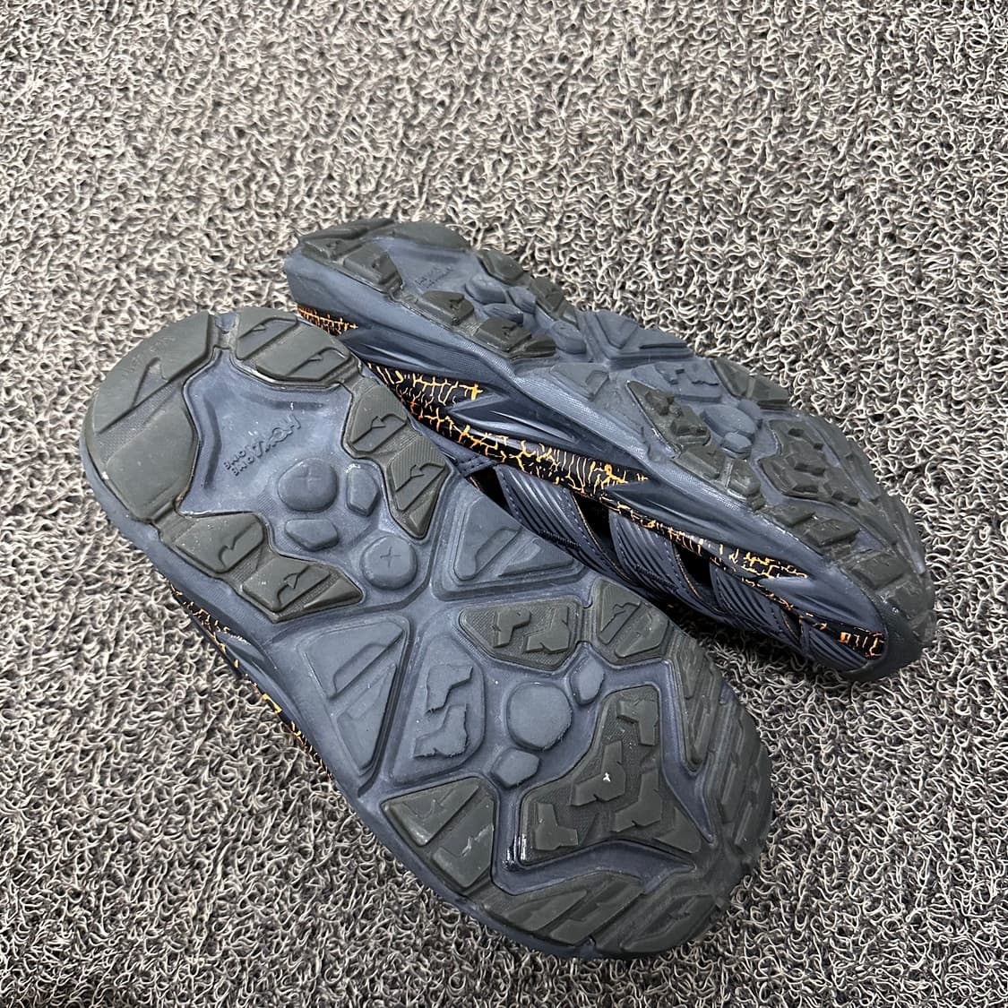 HOKA 호카 오네오네 호파라 마그마 230 상품이미지8