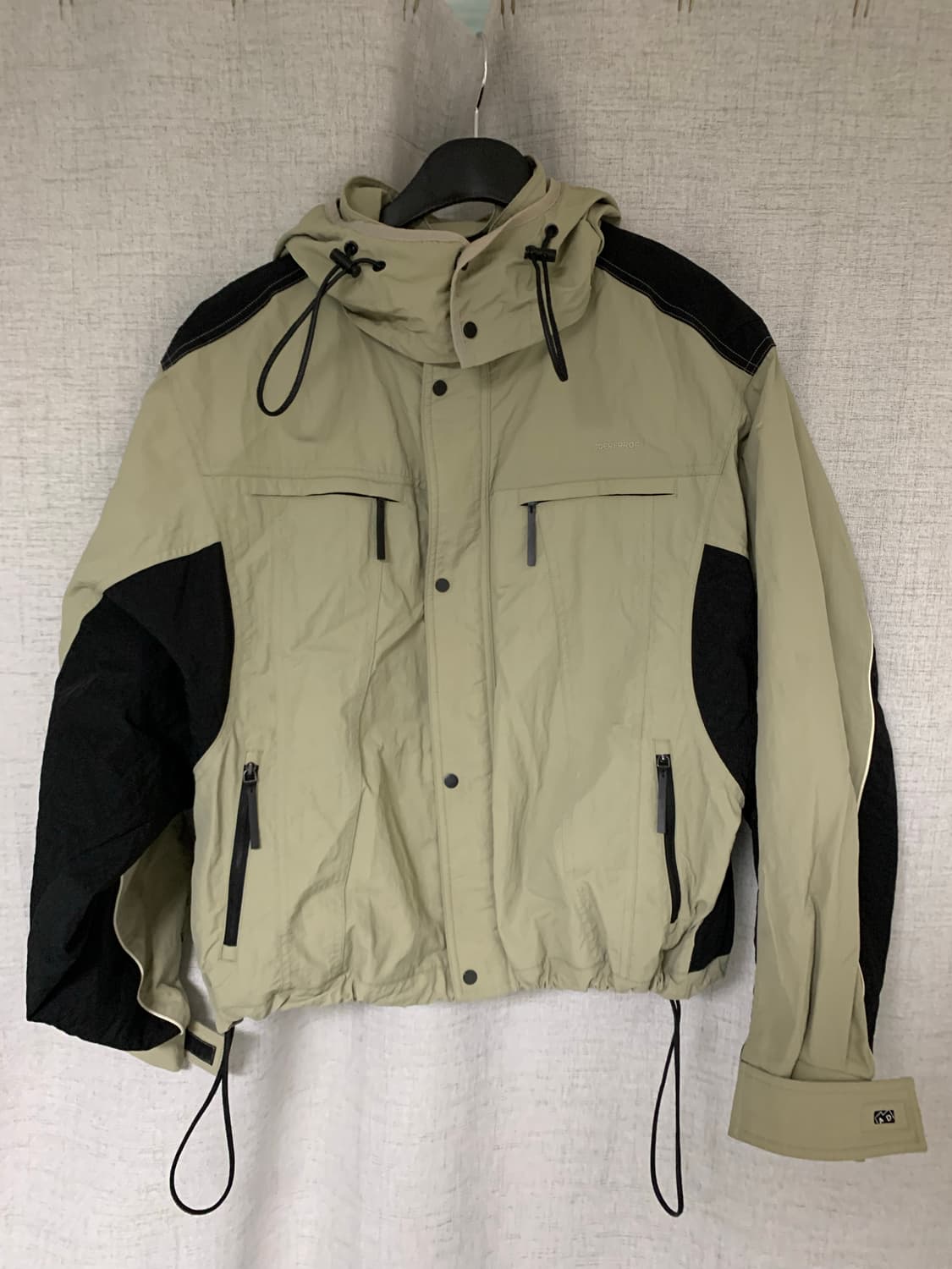 아더에러 그램퍼 베이지 A3 상품이미지1