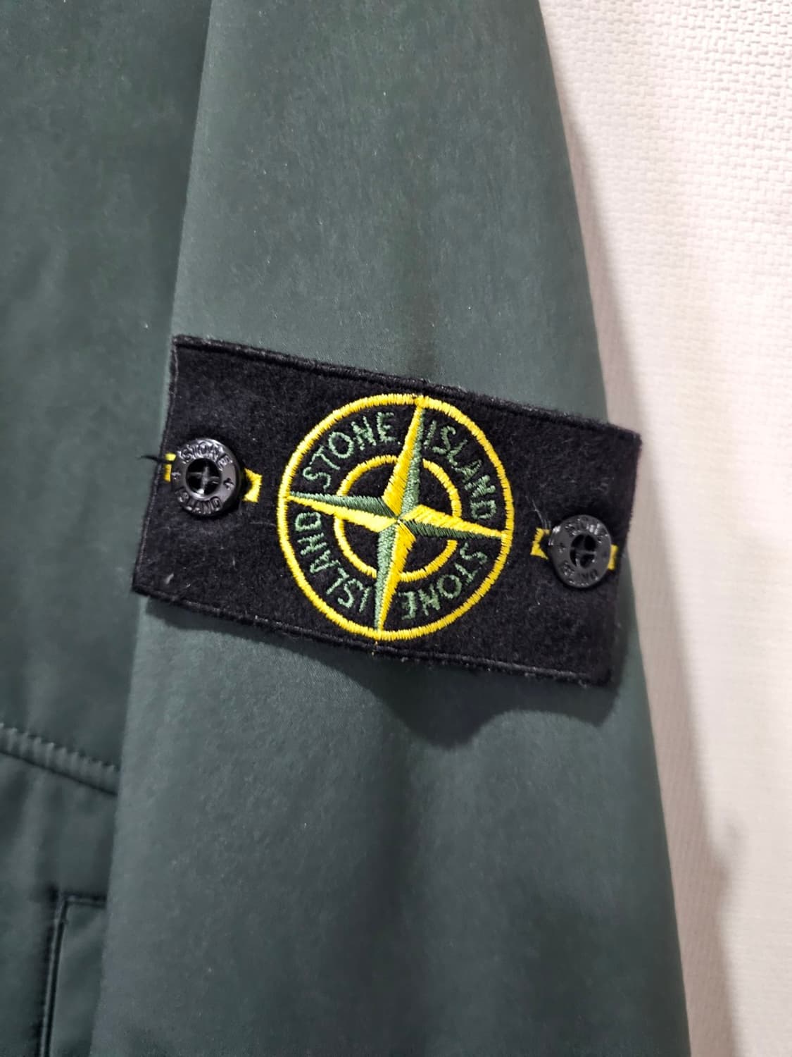 정품 스톤아일랜드 소프트쉘 후드 자켓 90 / S 상품이미지3