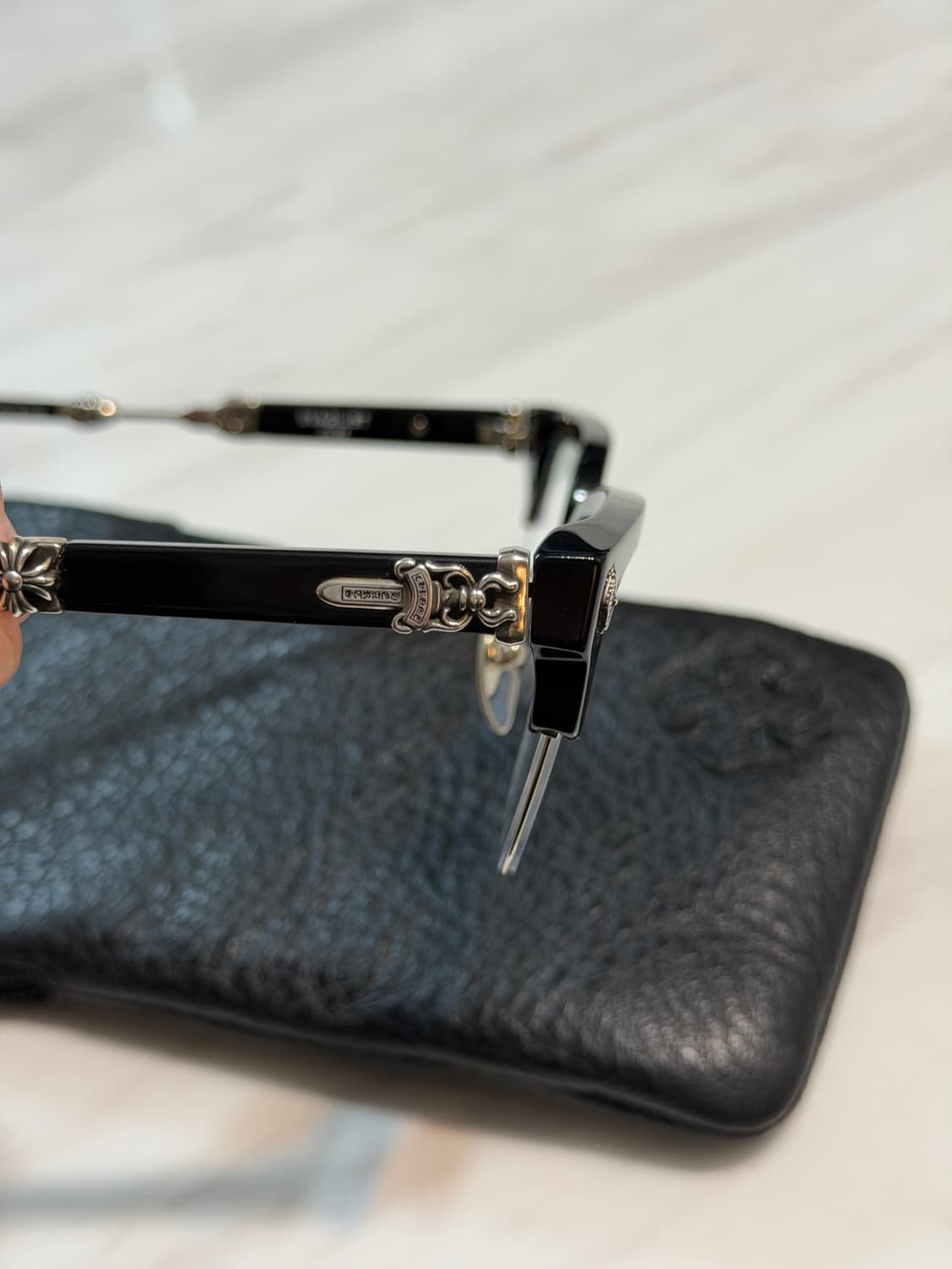 새상품급 크롬하츠 에바질리스트 안경 블랙/실버 상품이미지3