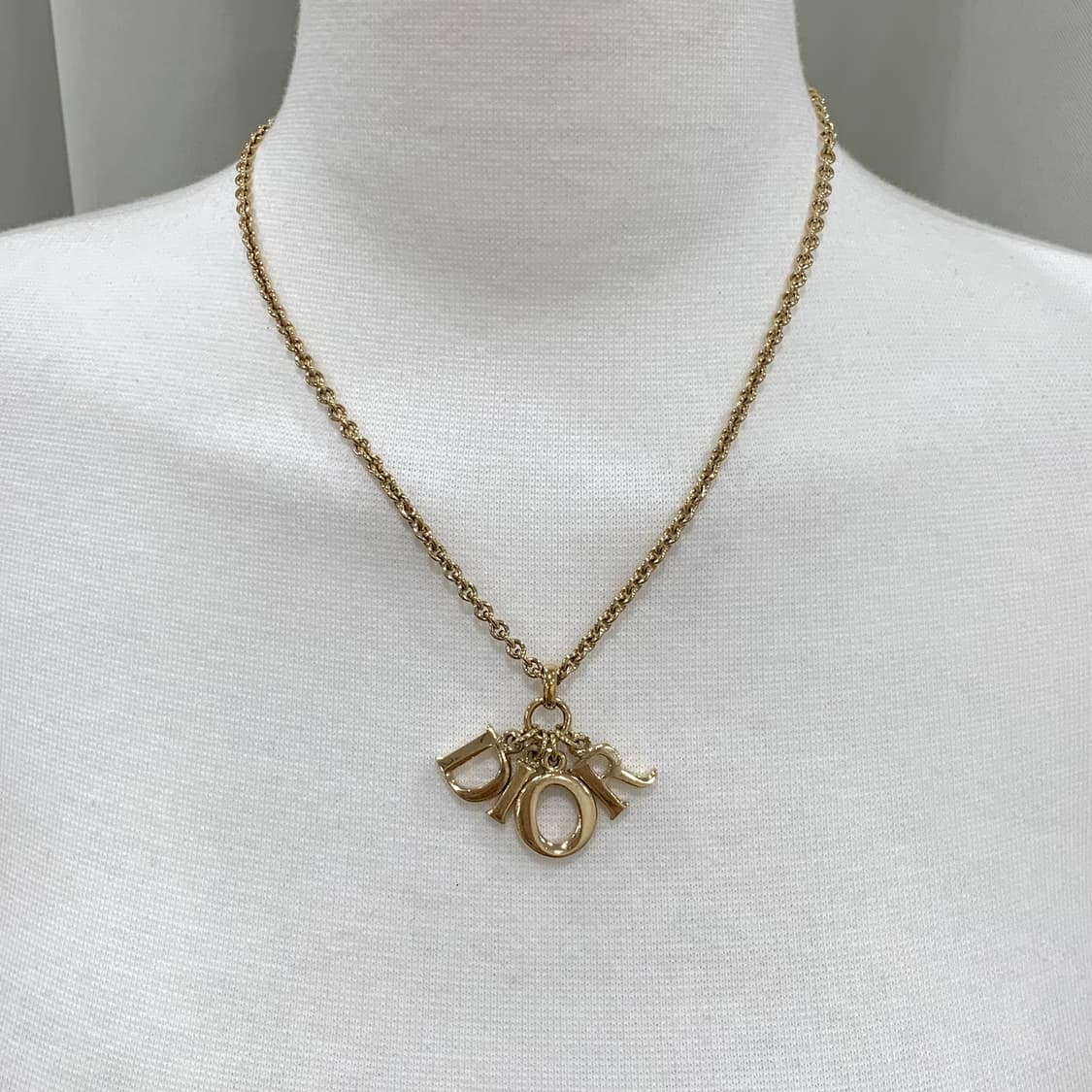 크리스찬 디올 DIOR 볼드 펜던트 체인 골드 여성 빈티지 목걸이 상품이미지4