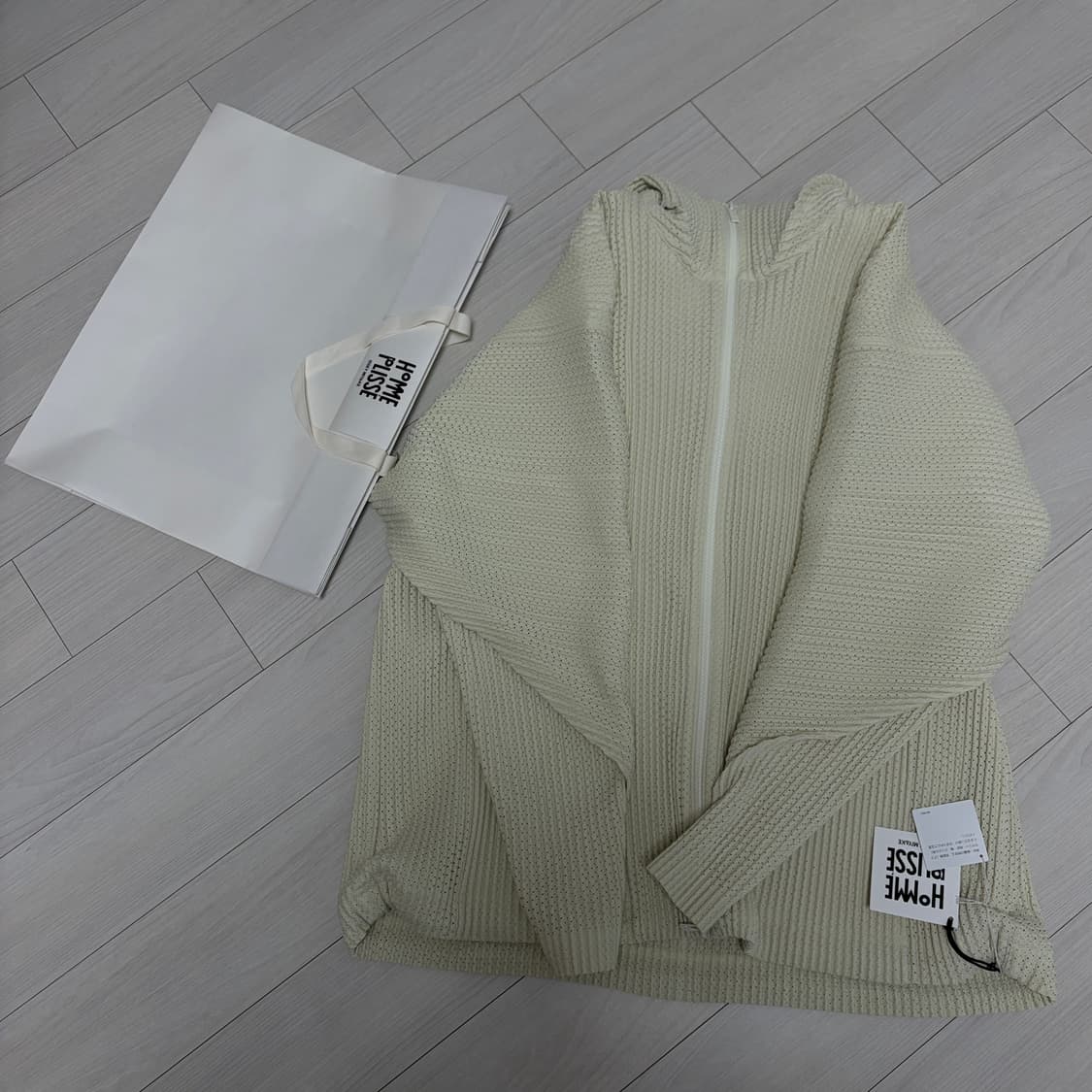 [3]옴므플리세 후드집업 아이보리 메쉬 먼슬리 상품이미지1