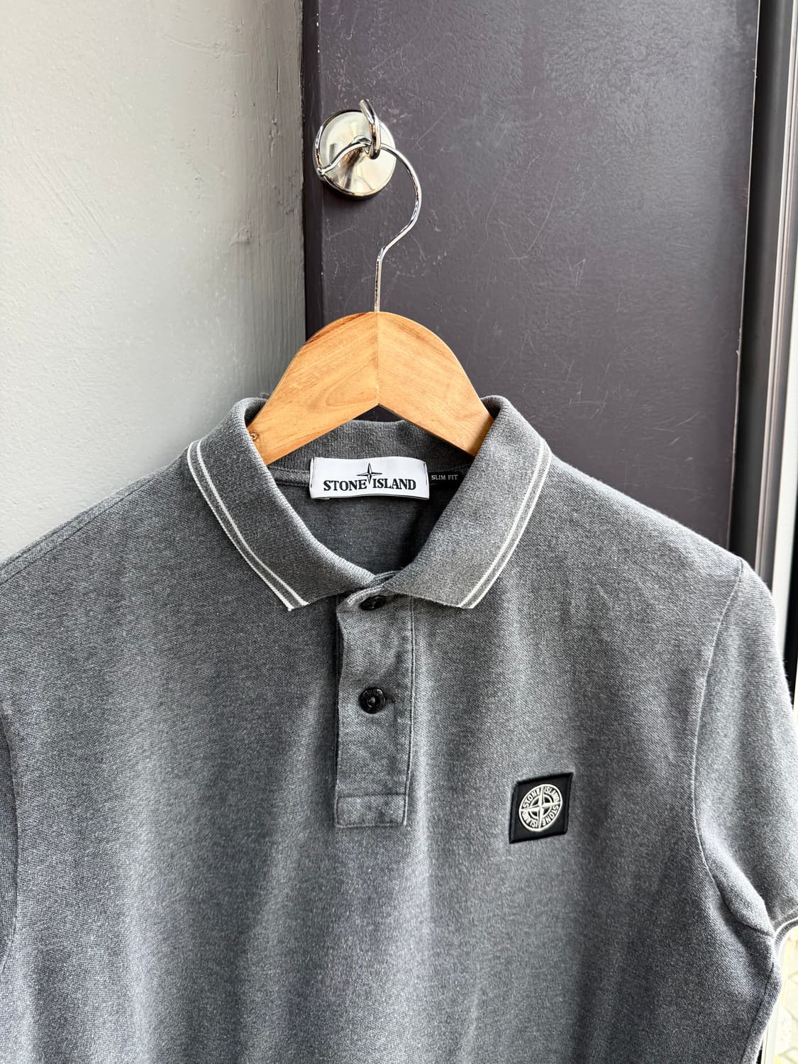 M/ 스톤아일랜드 자수패치 슬림핏 반팔 상품이미지3
