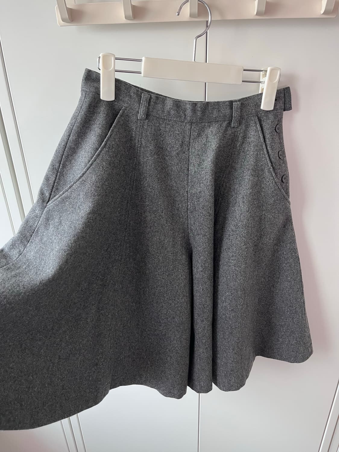 Christian Dior sports 디올 그레이 7부 울 미디 팬츠 상품이미지8