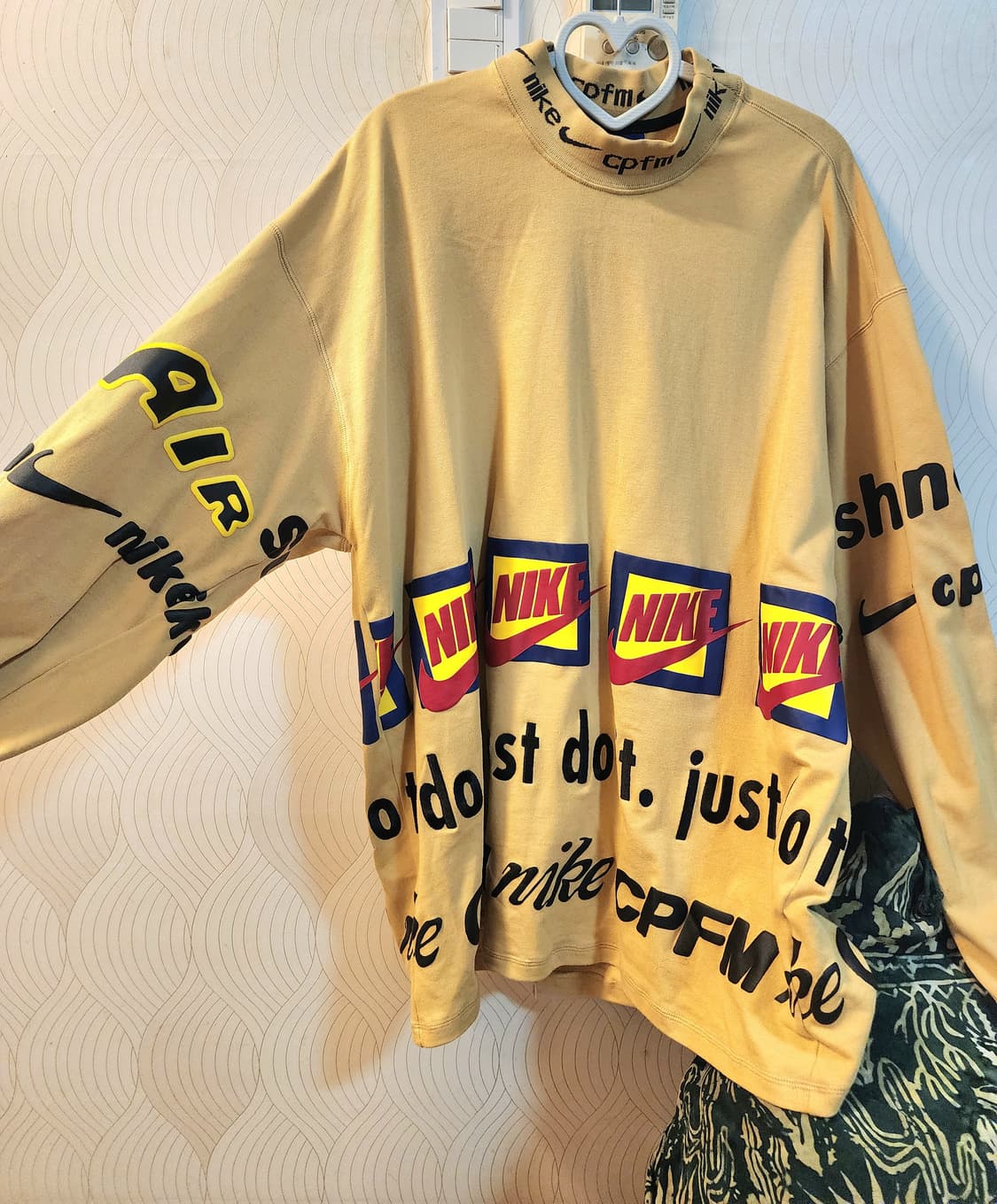 나이키 X CPFM 로고 프린트 맨투맨 상품이미지4