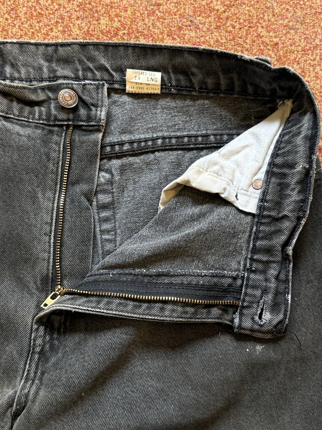 Levis 90년대 테이퍼드 블랙진 데님 페인팅 디자인 팬츠 상품이미지5
