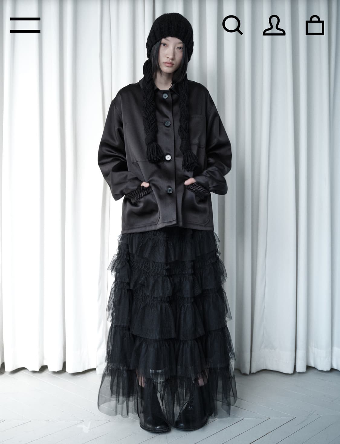 생긴스튜디오 TULLE TIERED LONG SKIRT - BLACK 상품이미지4