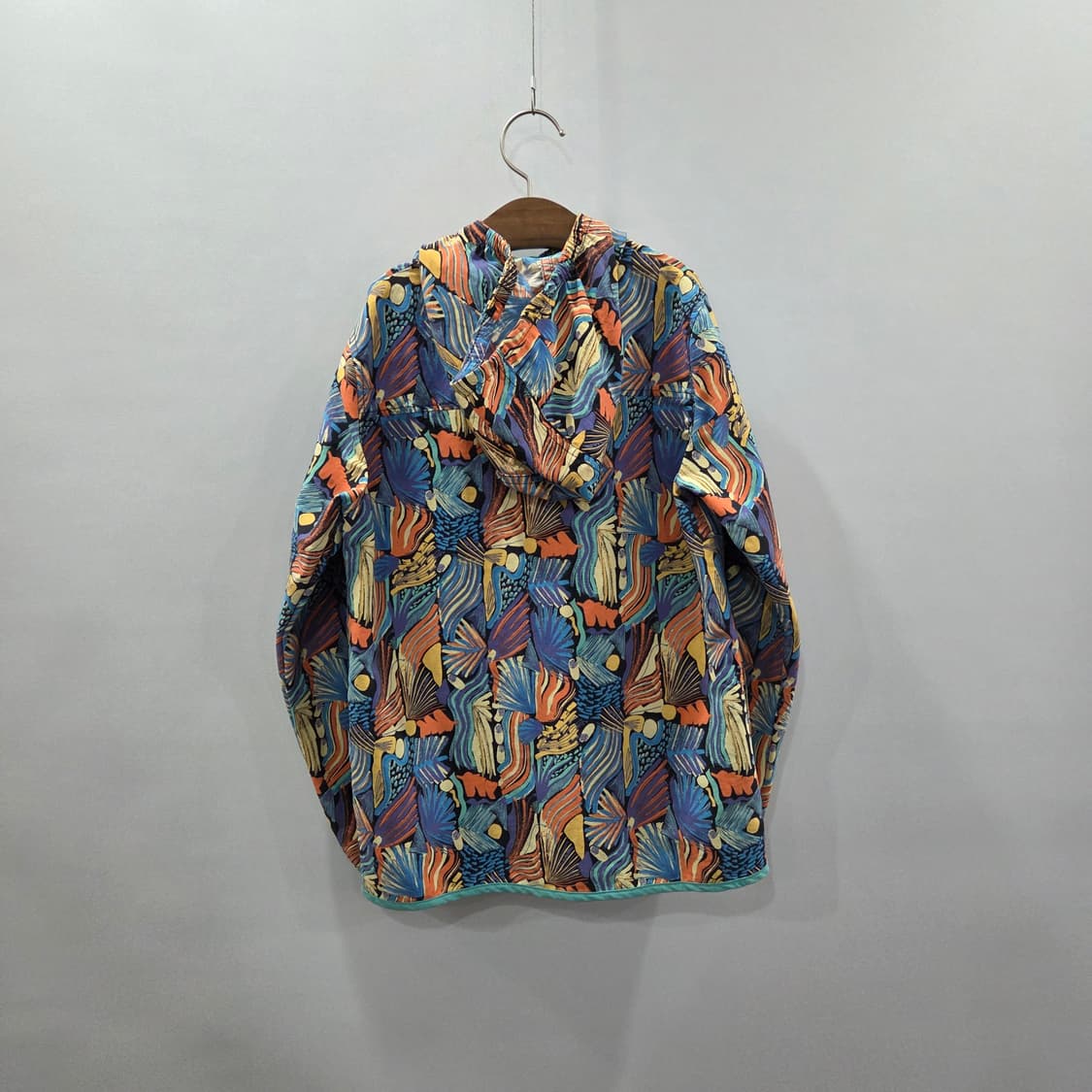 파타고니아 키즈 바람막이 M/10 상품이미지5