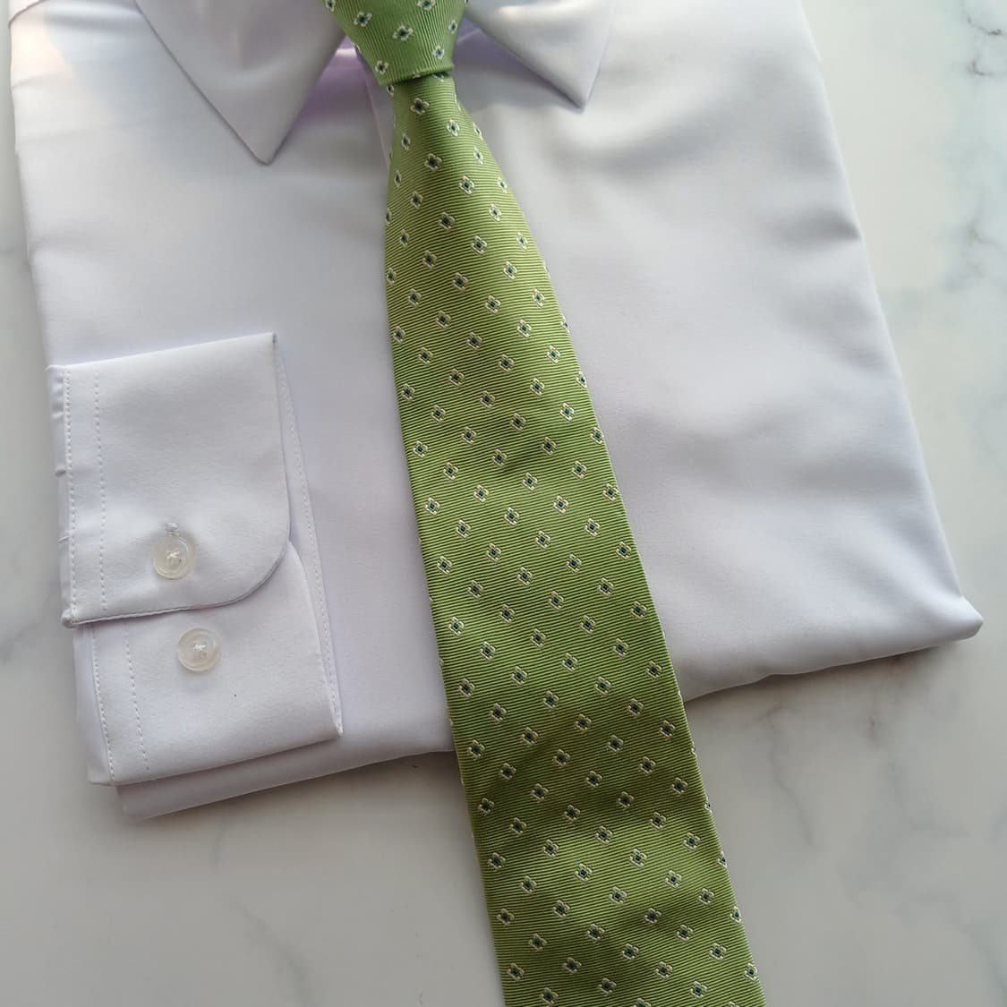 닥스 실크 그린 도트 패턴 슬림 넥타이 8cm A+등급 A18644
 상품이미지5