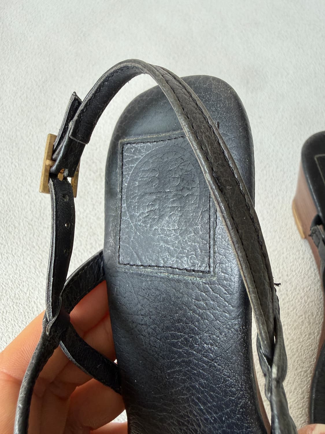 [225]토리버치(TORYBUCH) 레더 플리플랍 샌들 상품이미지6