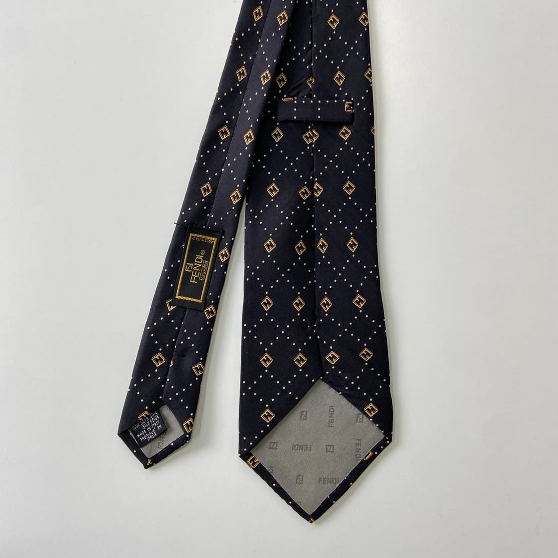 펜디 (FENDI) 모노그램 명품 정품 넥타이 상품이미지3