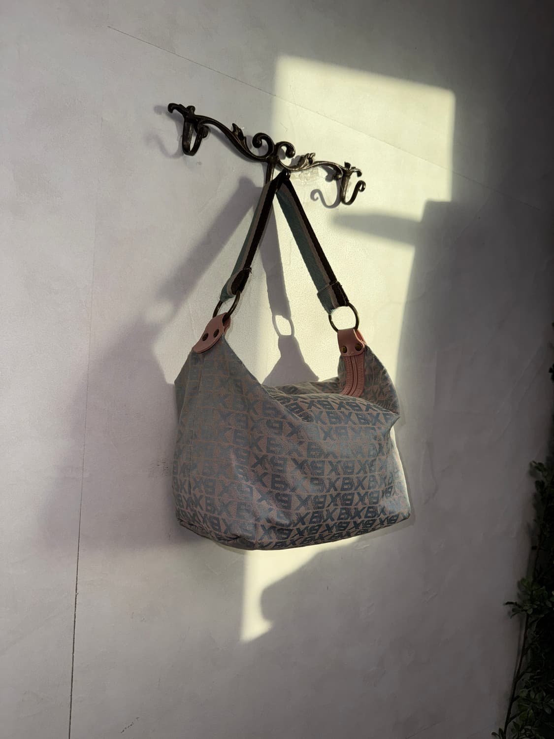 BNX pink blue jacquard logo shoulder bag 상품이미지2