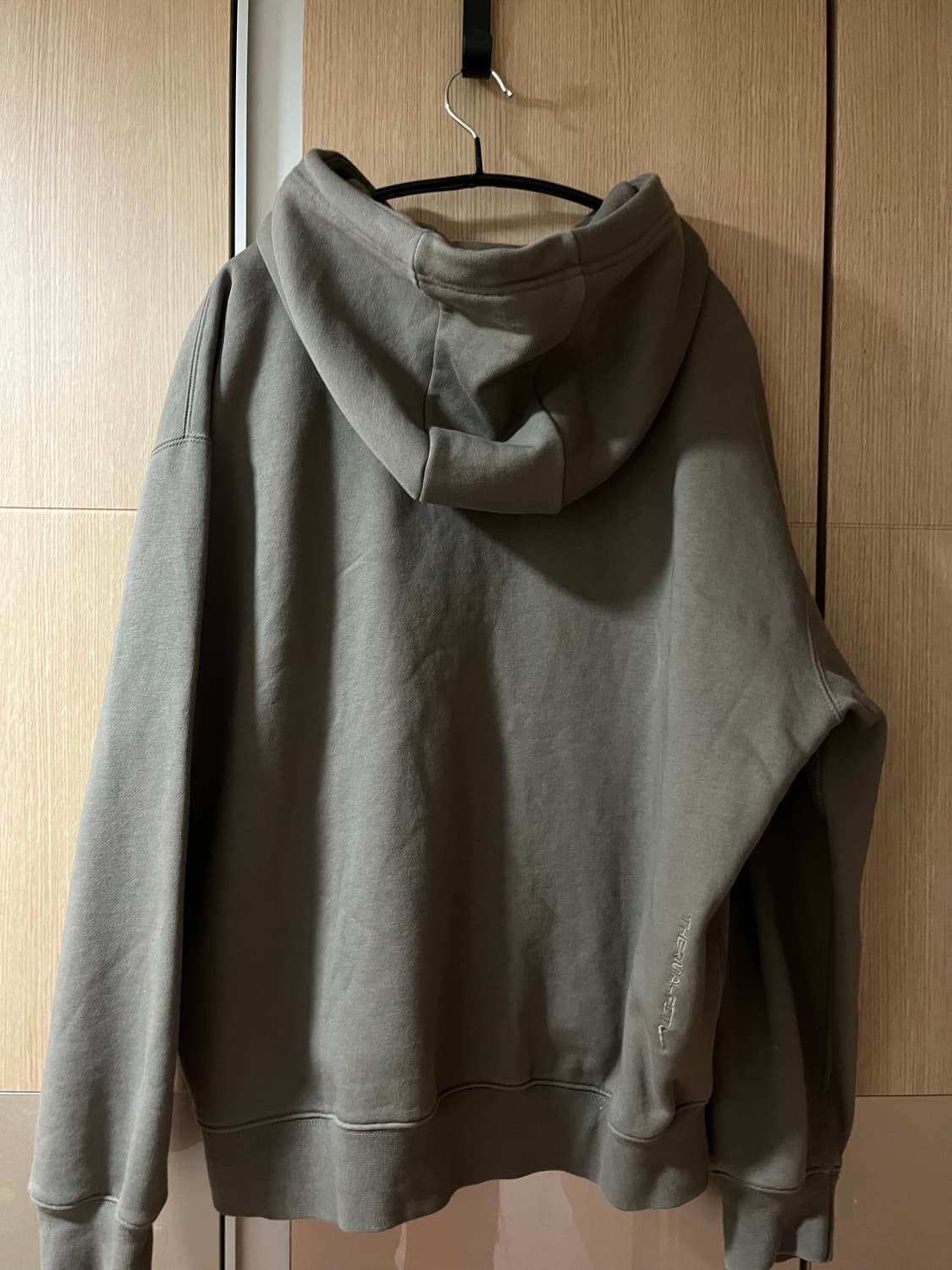 나이키 ACG 써마핏 풀오버 플리스 후드 올리브 그레이 M 팝니다 상품이미지8