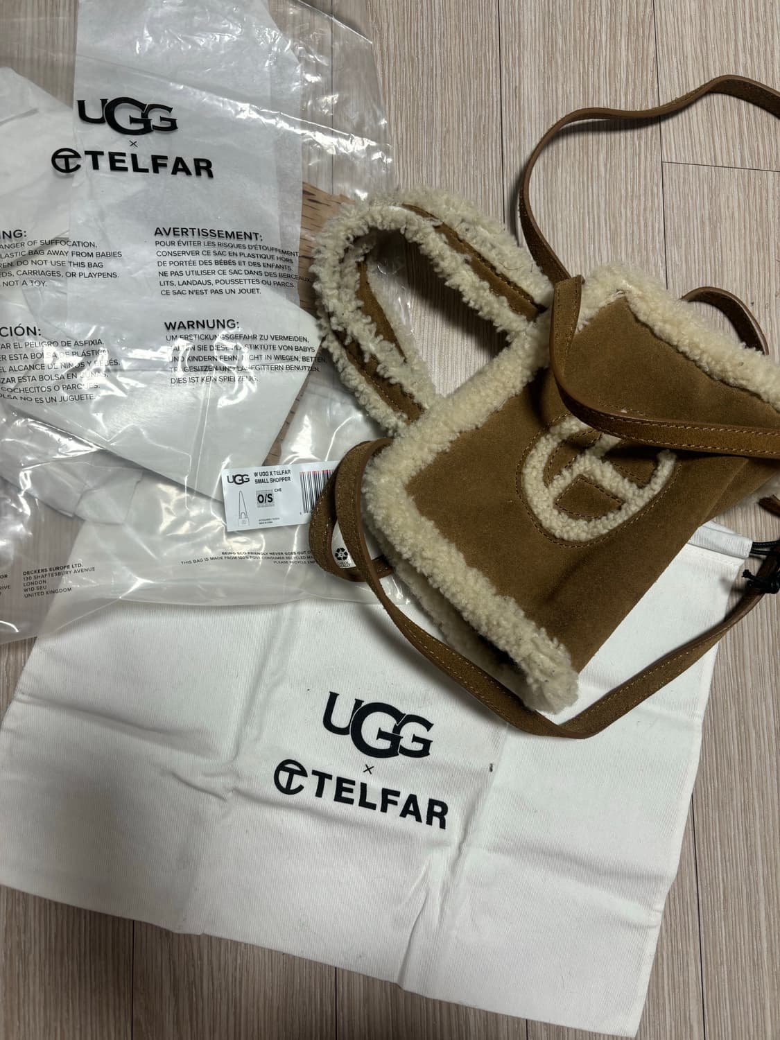 텔파 x 어그 스몰 숄더백 체스트넛 스몰 상품이미지4