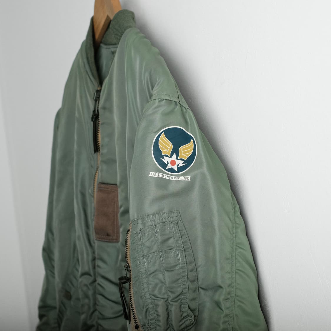 베이프 x 리얼맥코이 06년도 Ma-1 M사이즈 플라이트자켓 상품이미지5