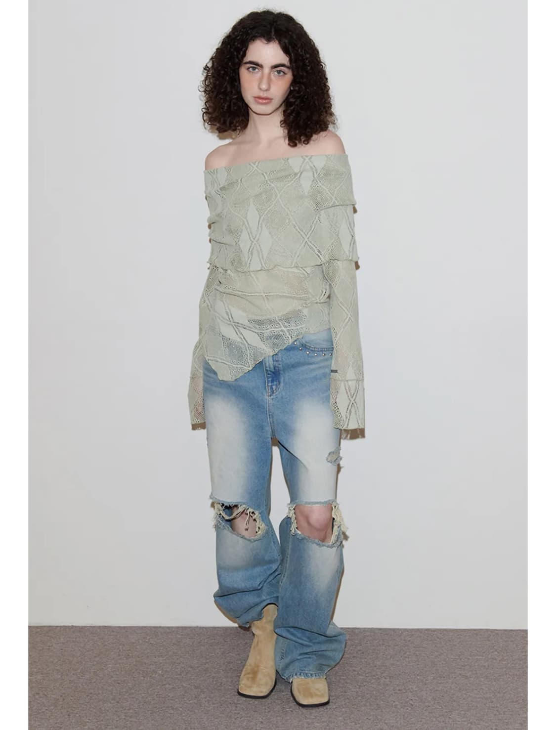 폴리수엠 ARGYLE LACE OFF-SHOULDER SWEATER (M 상품이미지3