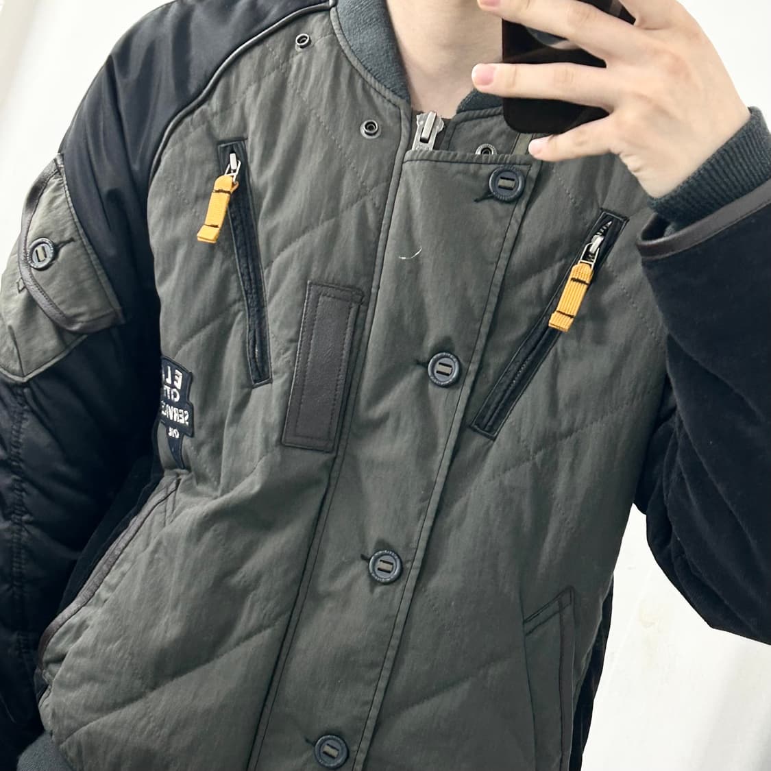 아비렉스 플라이트 퀼티드 봄버 자켓 상품이미지5