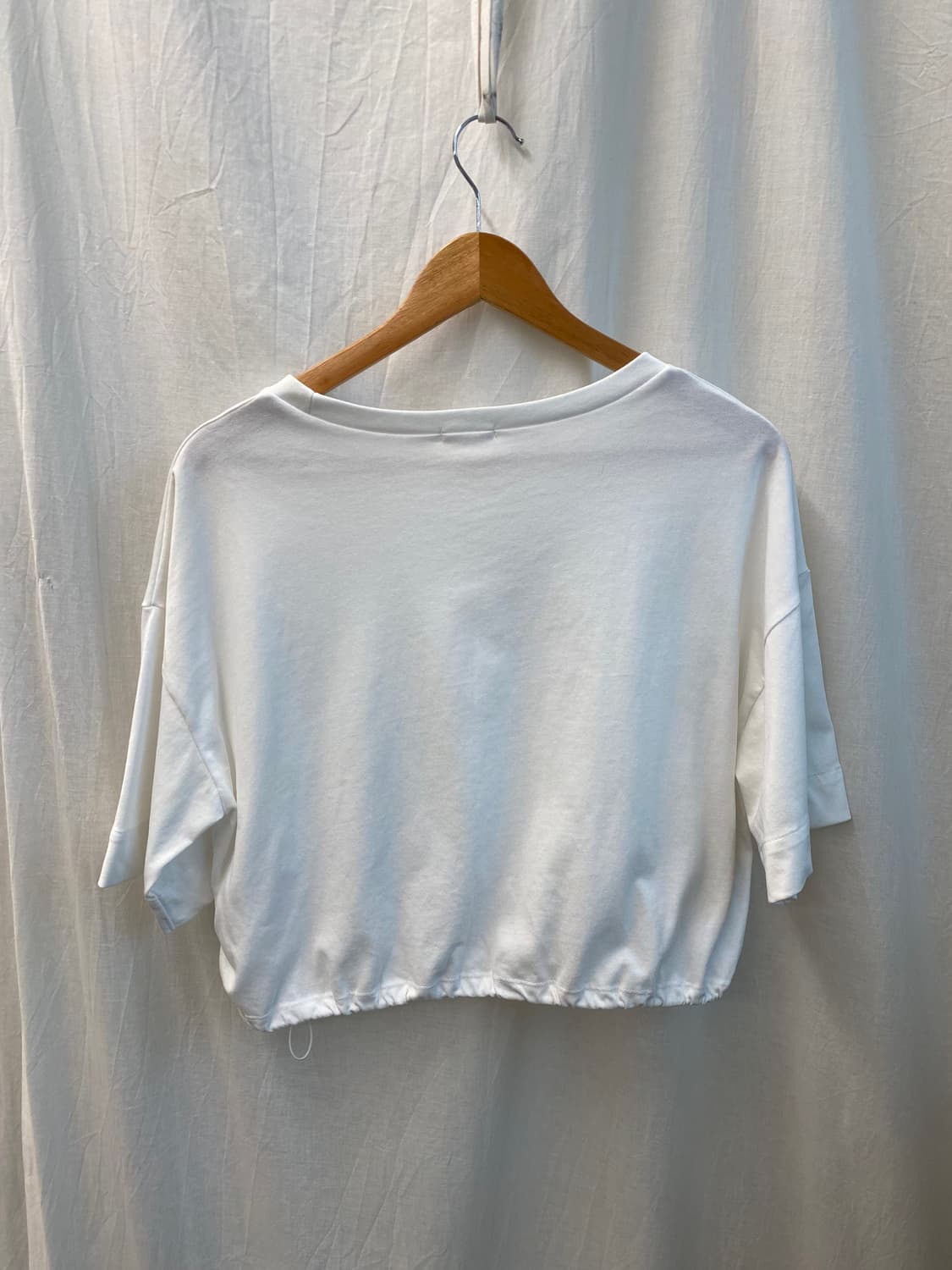 GU 화이트 크롭반팔티셔츠(L) 상품이미지2