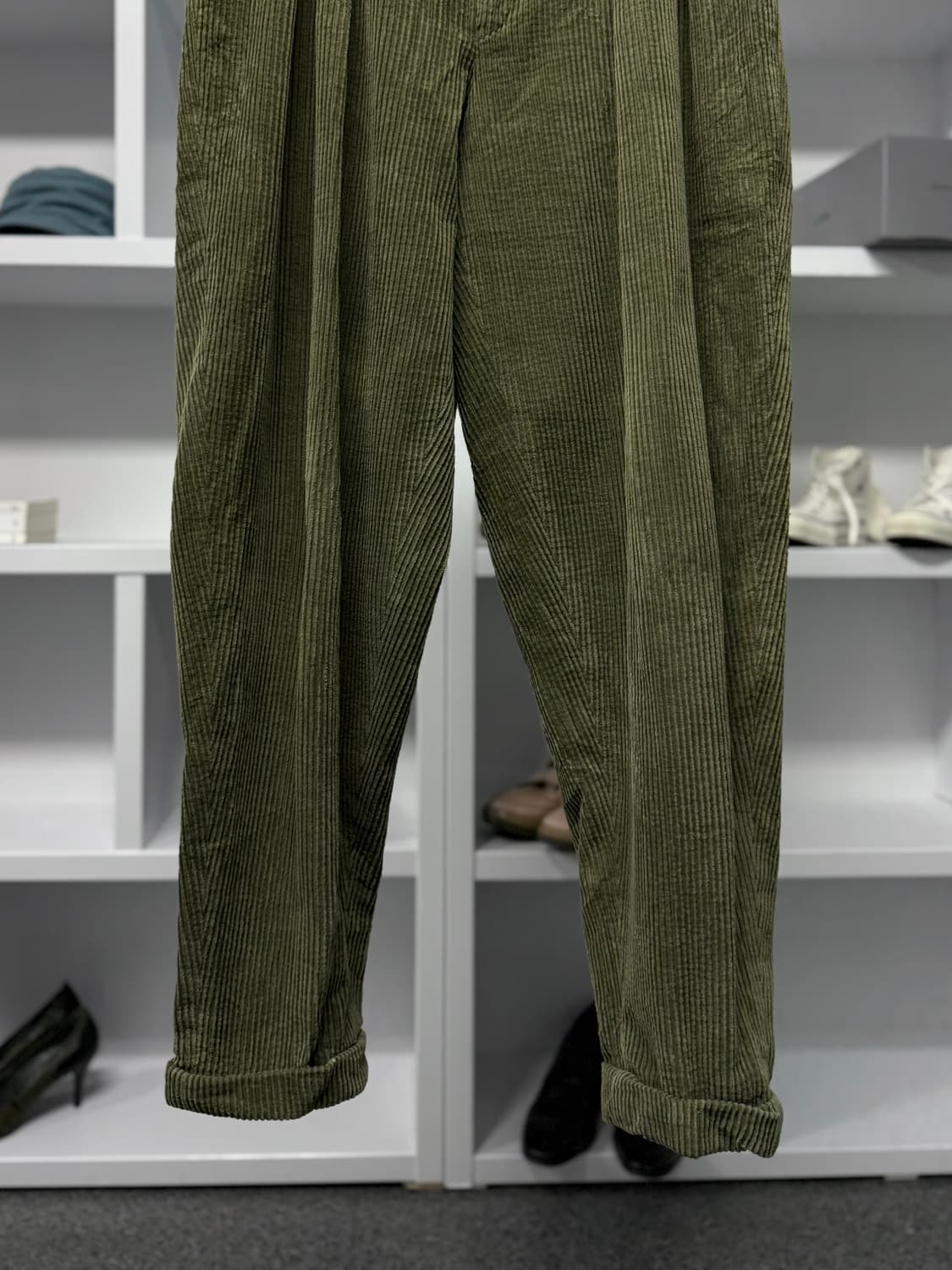 domon 테이퍼드 코듀로이 팬츠 상품이미지3