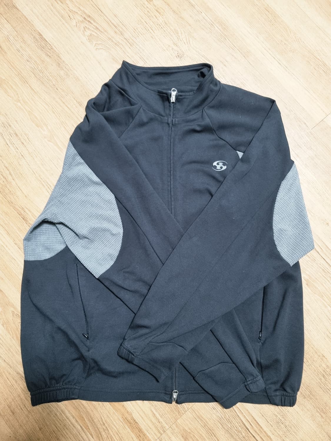 산산기어 24fw 트랙 자켓 [2] 상품이미지4