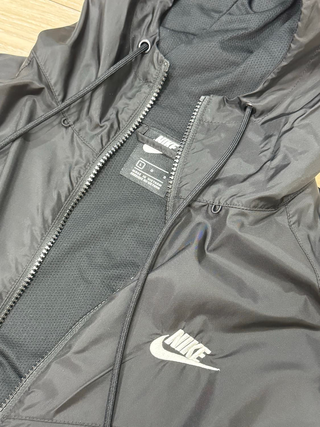 나이키 윈드브레이커 L 상품이미지2