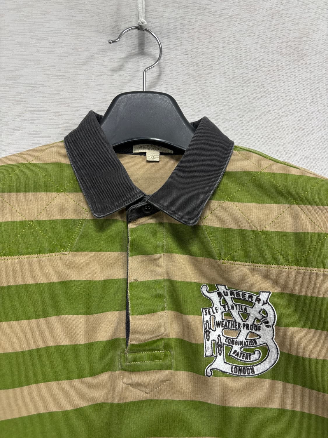 버버리 브릿 스트라이프 럭비 카라티 상품이미지2