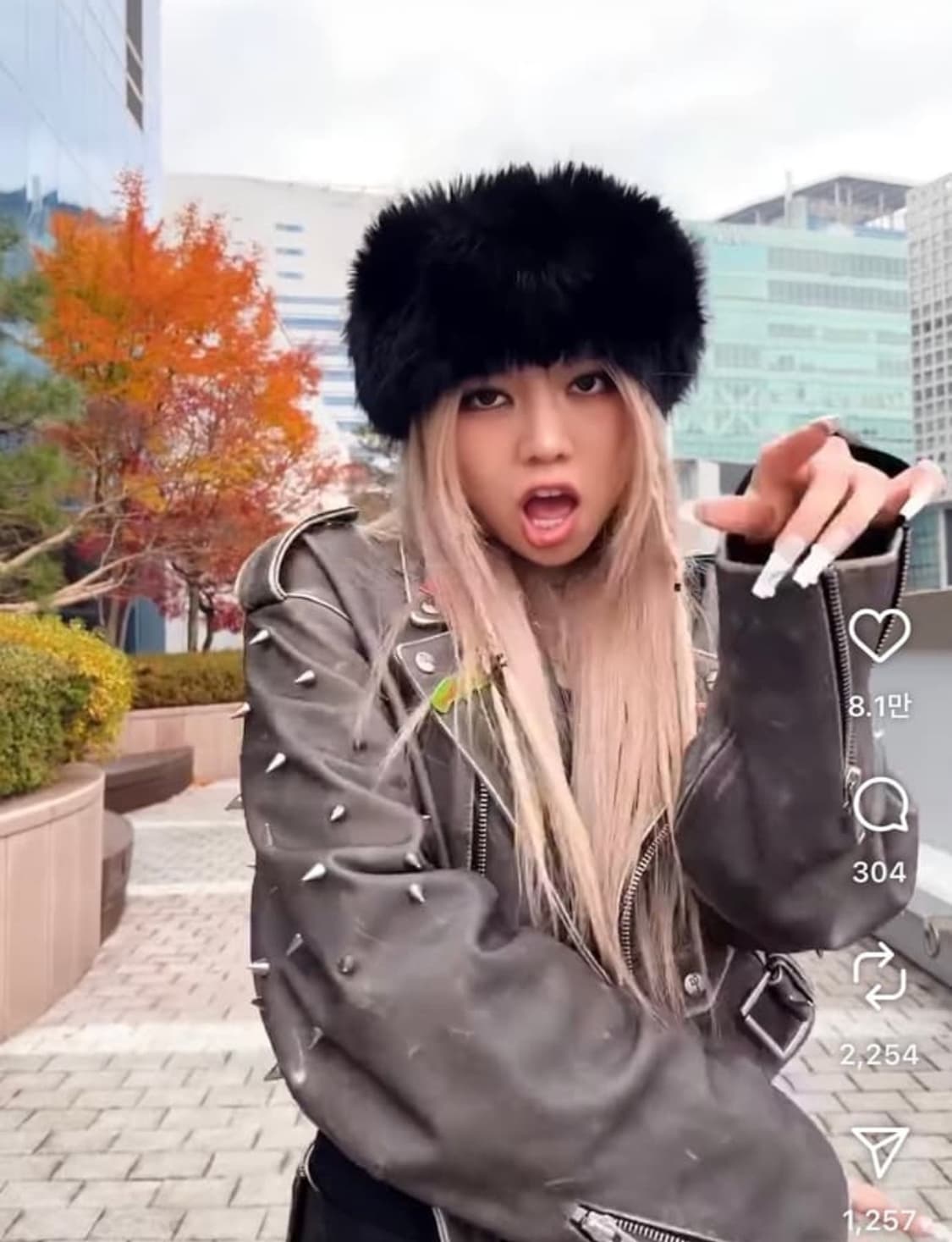 베일리착용 리버럴 유스 미니스트리  / 메탈 스터드양가죽자켓 상품이미지2