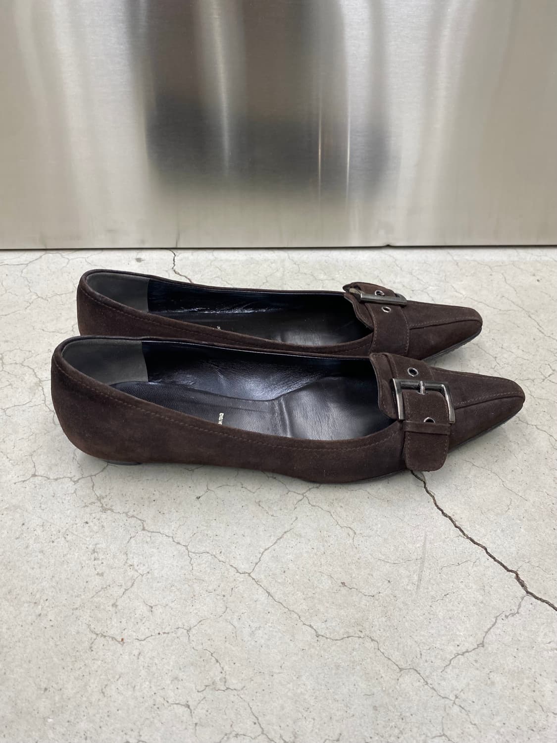 프라다 버클 스트랩 플랫 슈즈 상품이미지5