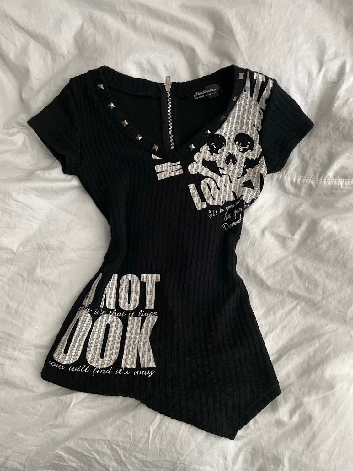 punk studded skull 펑크 스터드 해골 프린팅 반팔티셔츠 상품이미지1