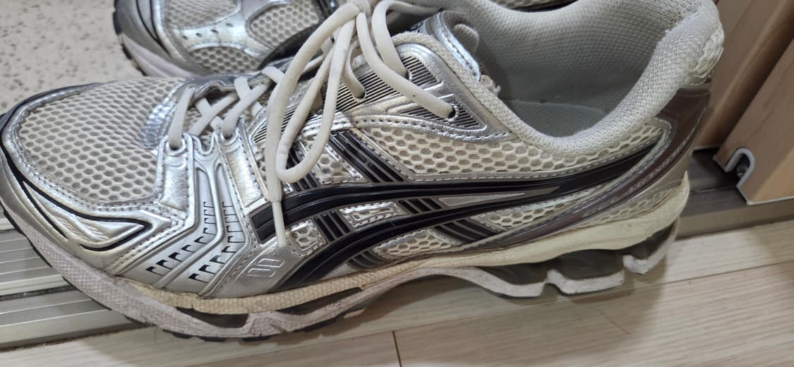 아식스 젤카야노14 크림블랙 260 상품이미지5