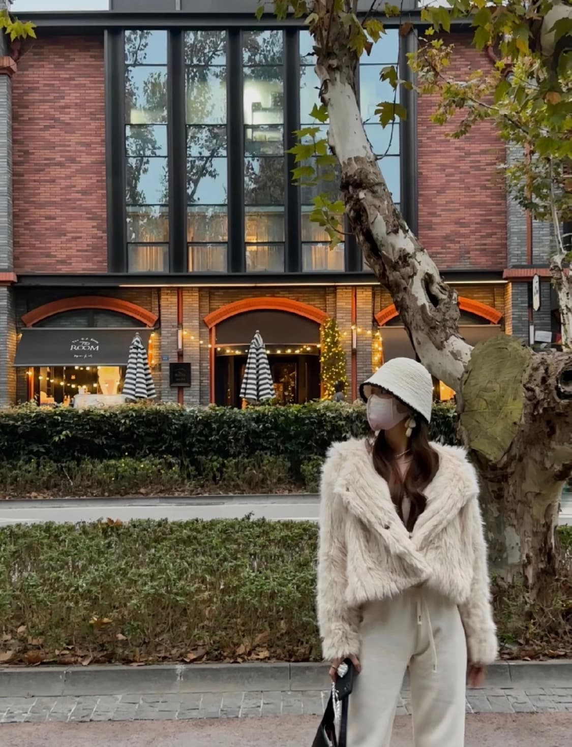 The ranr 더 랜르 아이보리 크롭 숏 퍼자켓 오네갸루 상품이미지6