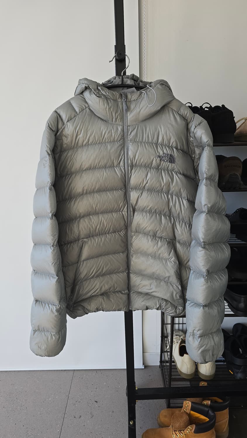 노스페이스 마티에르 다운 후디 라이트 그레이 경량패딩 상품이미지1