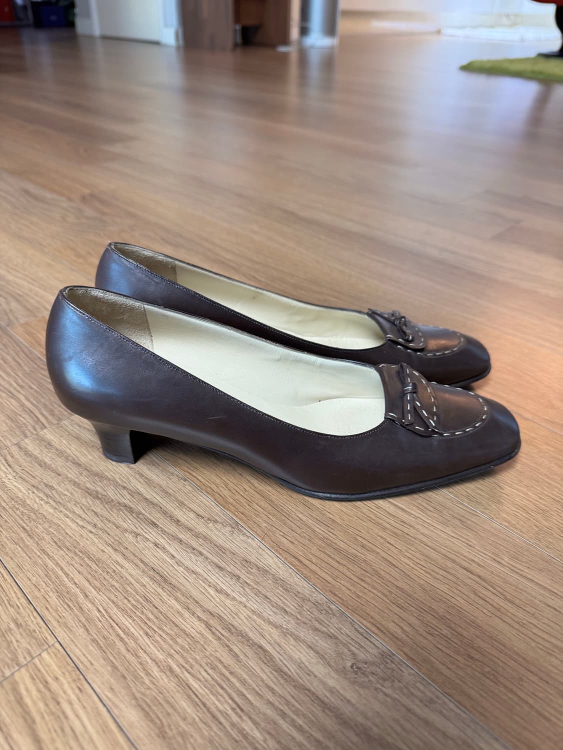 페라가모 여성 펌프스 브라운 7사이즈 상품이미지2