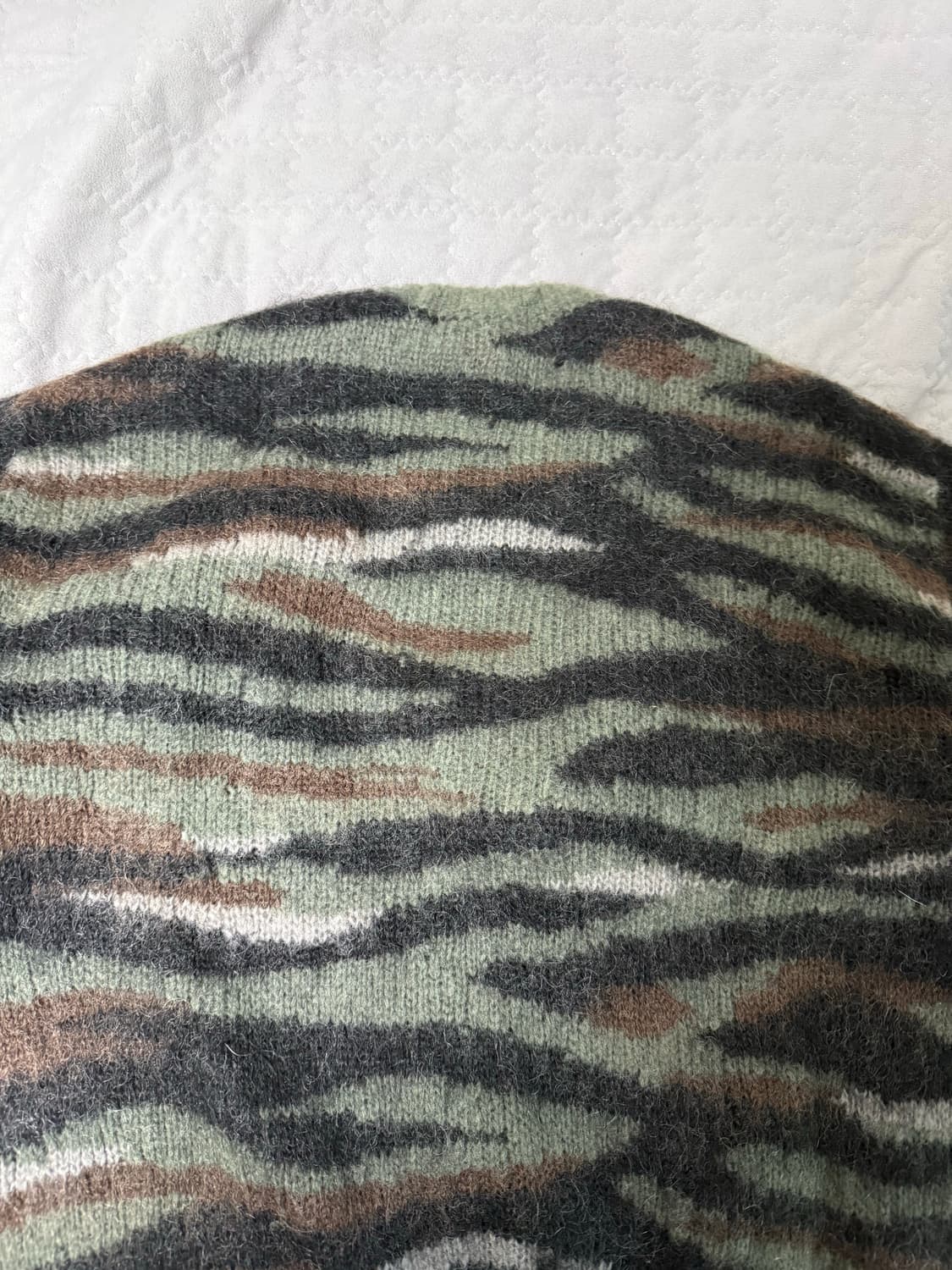 슈프림 카모 모헤어 니트 l 상품이미지3